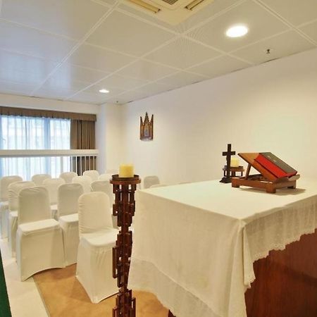 Caritas Oswald Cheung International House Hotell Hongkong Exteriör bild