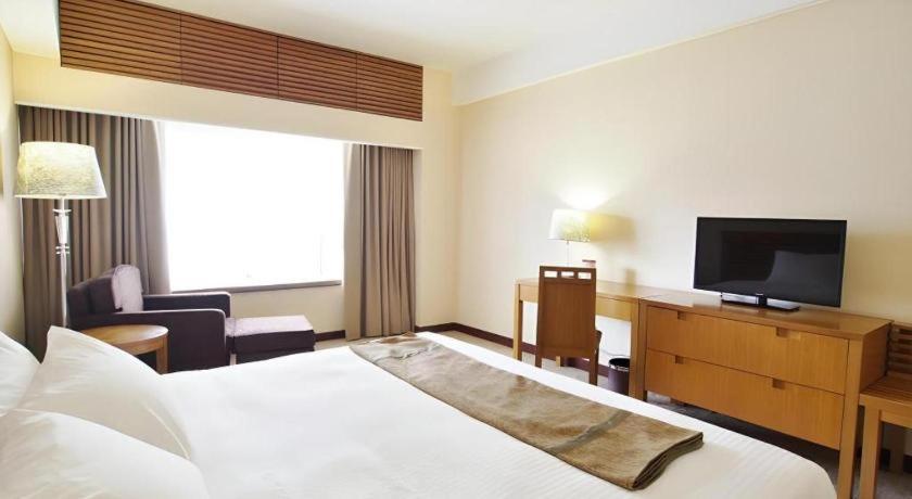 Caritas Oswald Cheung International House Hotell Hongkong Exteriör bild